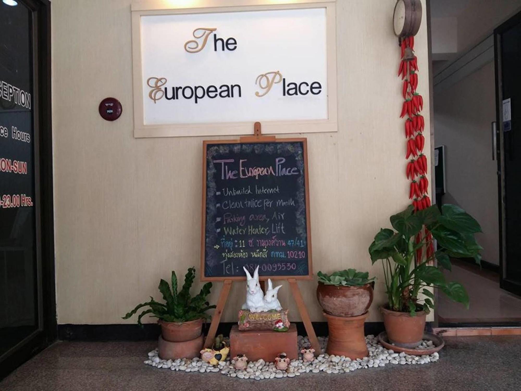 The European Place Bangkok Exterior foto